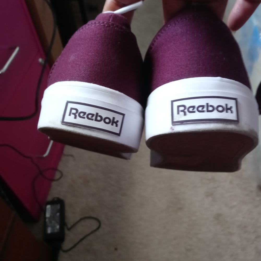 Bundle deal Reebok shoes and fanny pack
